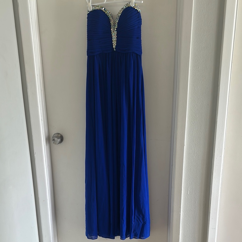 Elegant Blue Gown with Embellished Neckline